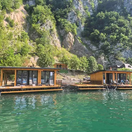 Mlecika And Zvoncic- Jezero *