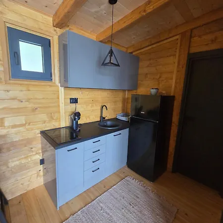 Villa Mlecika And Zvoncic- Jezero Perucac