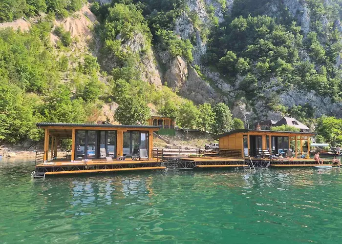 Mlecika And Zvoncic- Jezero *