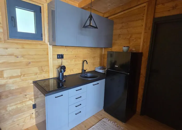 Villa Mlecika And Zvoncic- Jezero Perucac