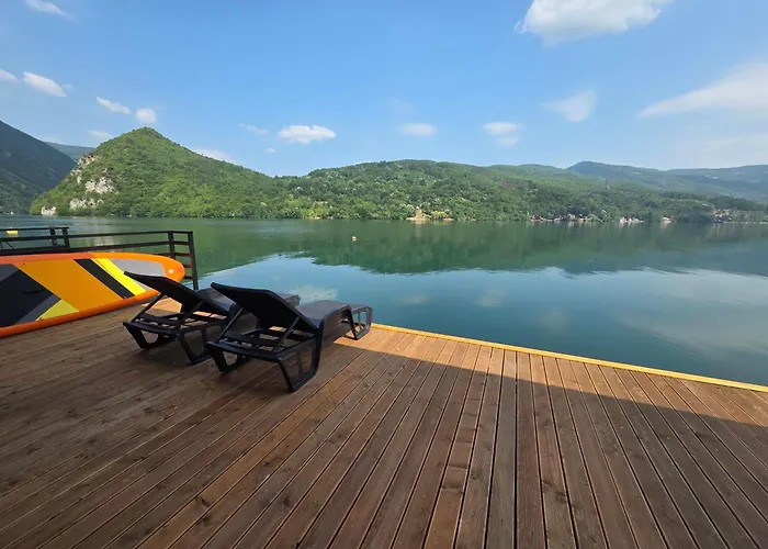 Mlecika And Zvoncic- Jezero