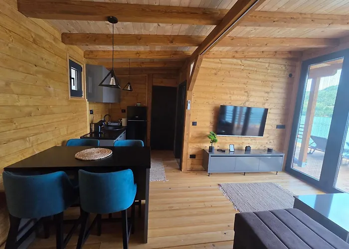 Mlecika And Zvoncic- Jezero * Perucac